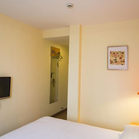 Home Inn Beijing Changping Technology Park Shuitun Buitenkant foto