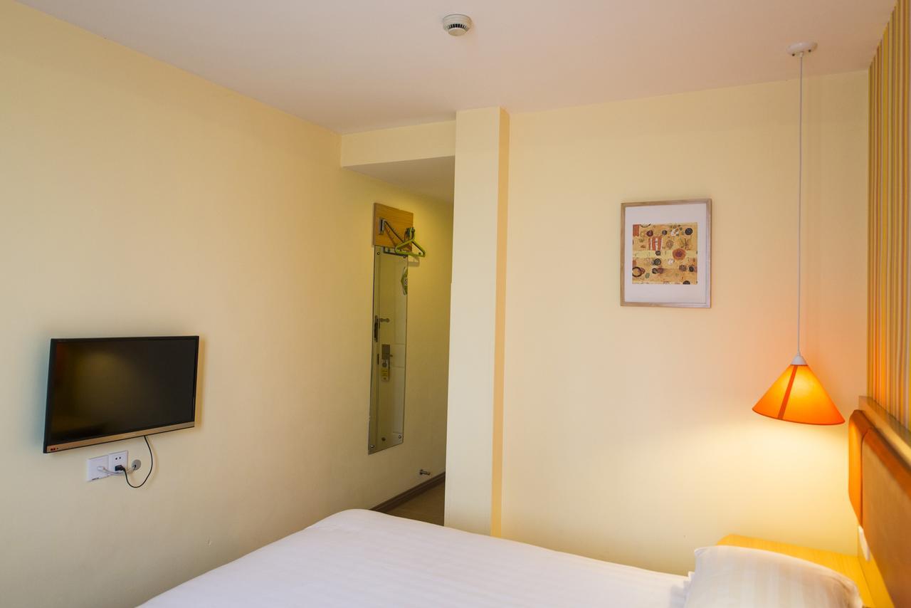 Home Inn Beijing Changping Technology Park Shuitun Buitenkant foto